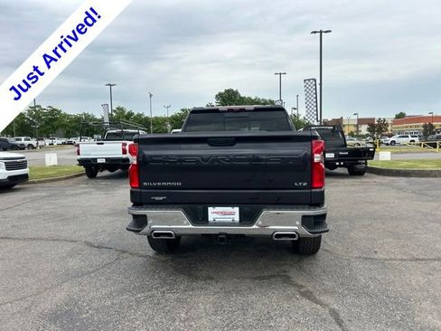 Used 2024 Chevrolet Silverado 1500 LTZ AWD/4WD image 4