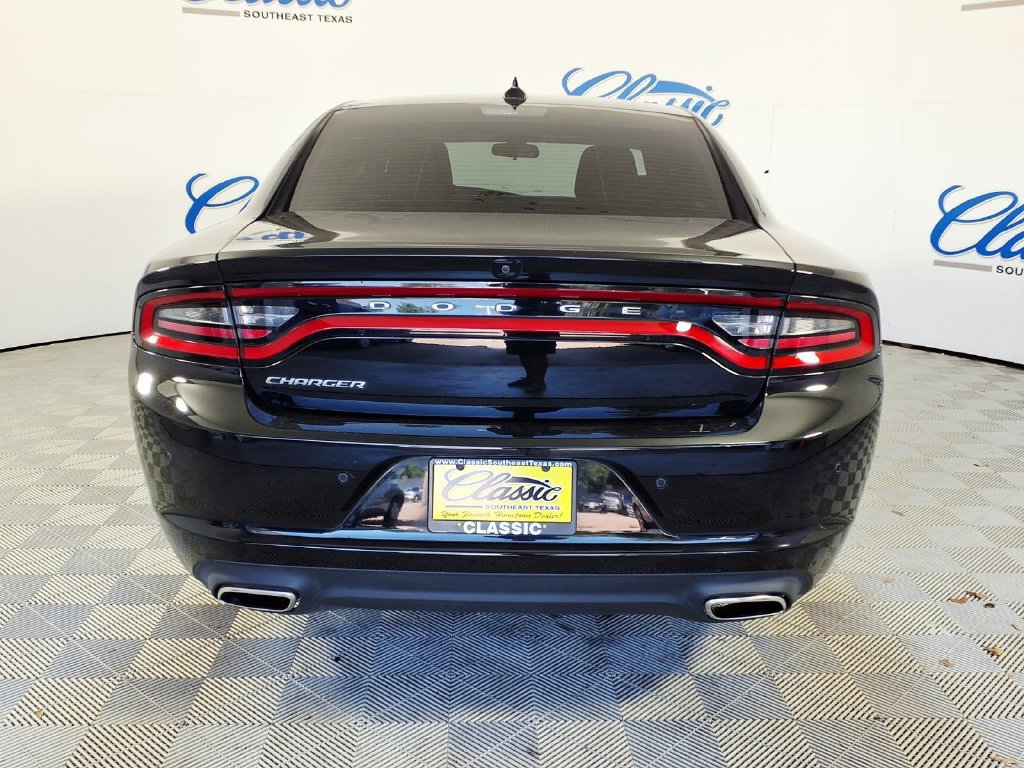 Used 2023 Dodge Charger SXT w/ Cold Weather Package RWD image 6