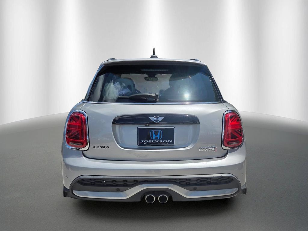 Used 2024 MINI Cooper S w/ Signature Upholstery Package FWD image 4