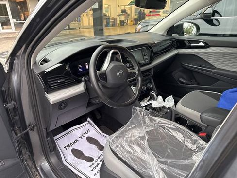 Used 2023 Volkswagen Taos S image 4