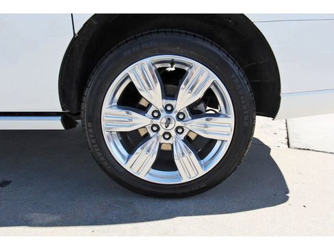 Used 2023 Ford Expedition Max Platinum image 24