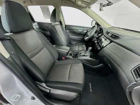 Used 2017 Nissan Rogue S image 31