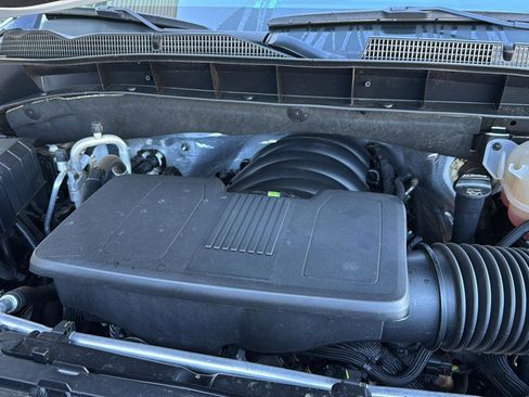 Used 2024 GMC Sierra 1500 AT4 w/ Technology Package image 31