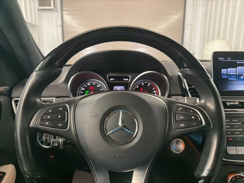 Used 2018 Mercedes-Benz GLE 350 w/ Premium 3 Package image 19