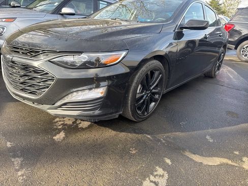 Used 2024 Chevrolet Malibu LT w/ Midnight Edition image 2