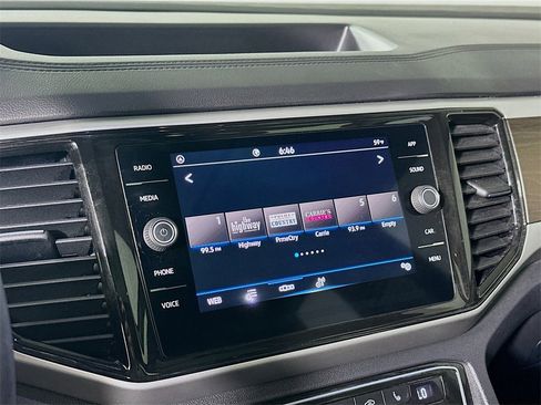 Used 2023 Volkswagen Atlas SE w/ Panoramic Sunroof Package image 13