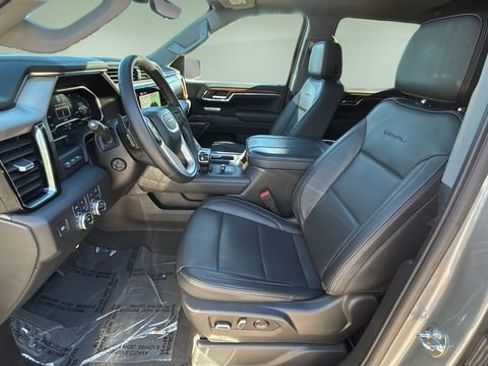 Used 2023 GMC Sierra 1500 Denali w/ Denali Reserve Package image 18