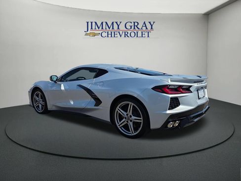 Used 2026 Chevrolet Corvette Stingray Coupe w/ 1LT RWD image 3