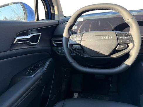 New 2026 Kia Sportage EX image 10