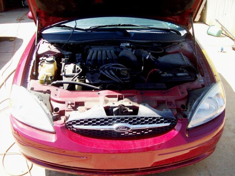 Used 2003 Ford Taurus SE FWD image 8