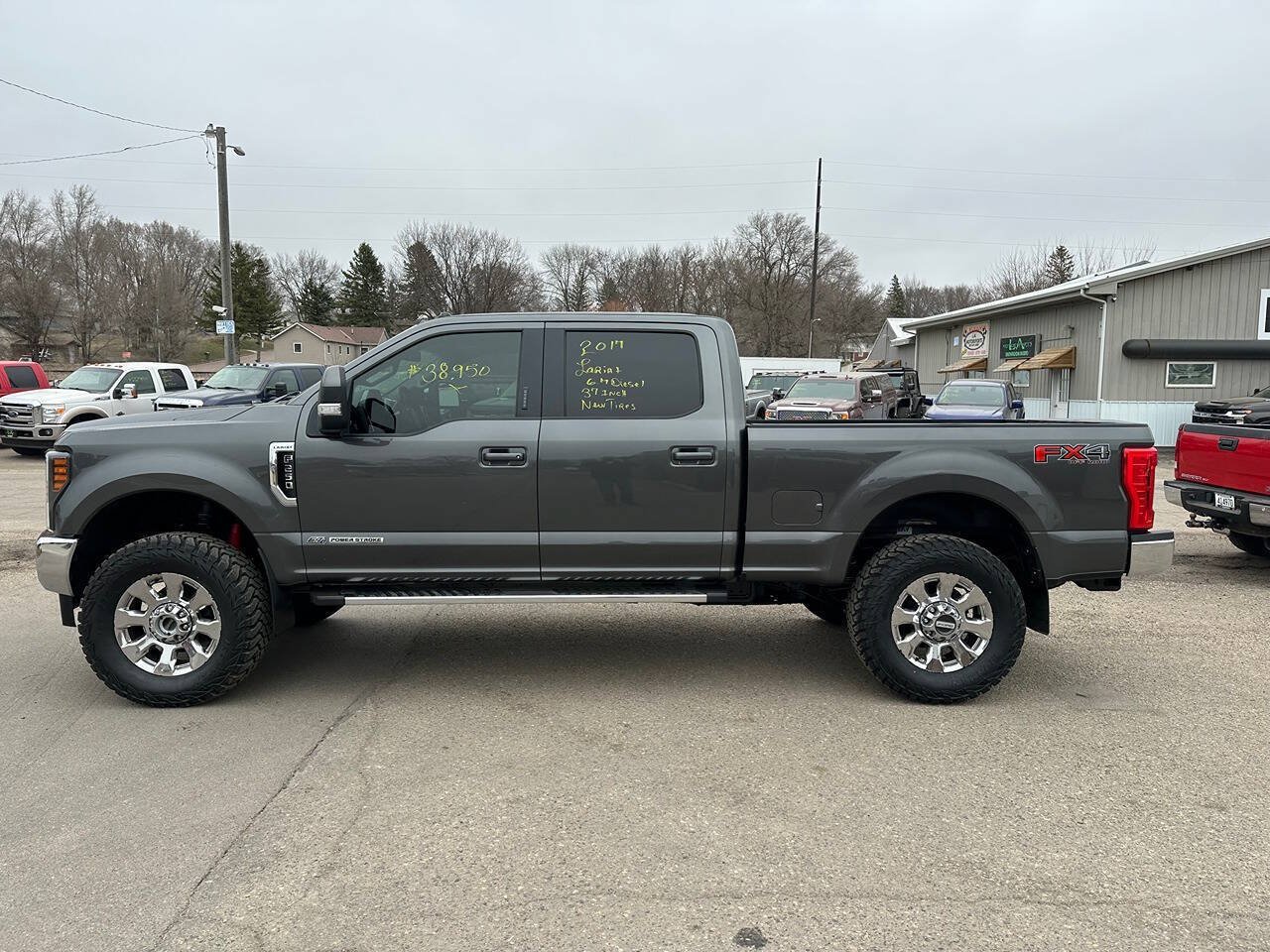 Used 2017 Ford F250 Lariat w/ FX4 Off-Road Package AWD/4WD image 2