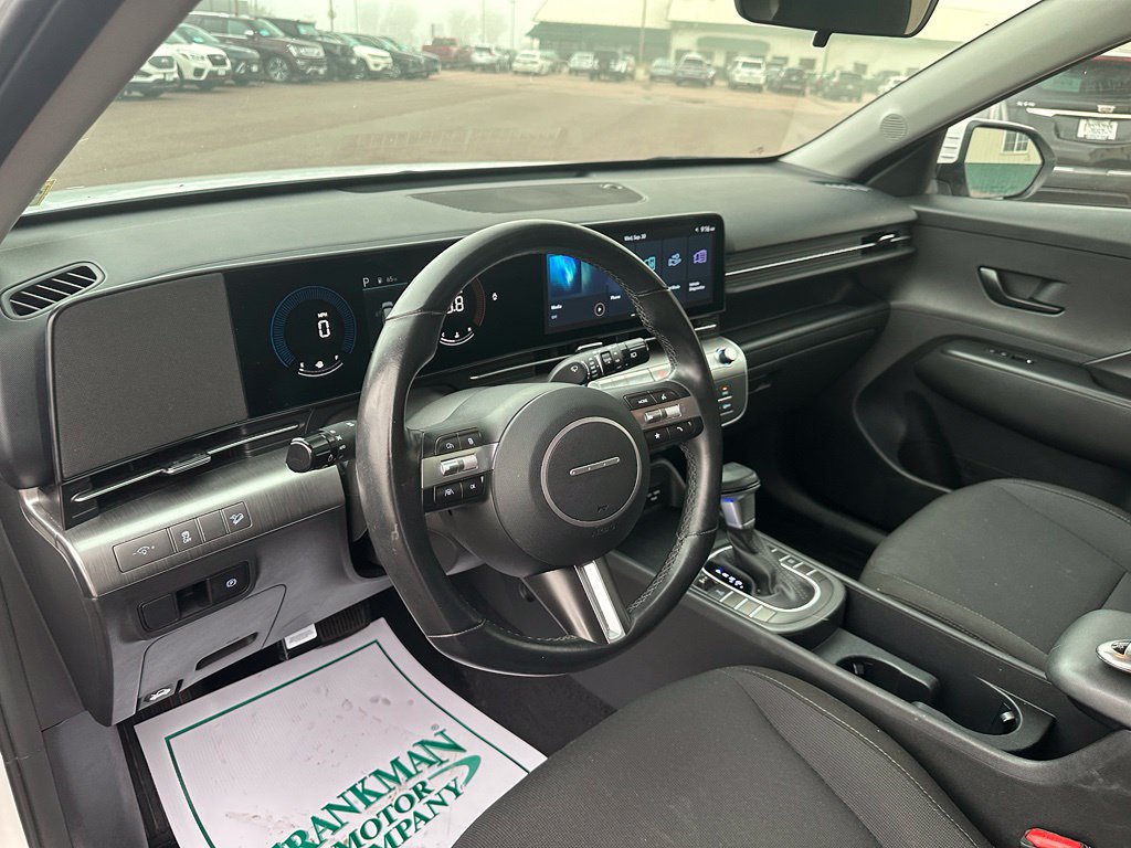 Used 2025 Hyundai Kona SEL AWD/4WD image 13
