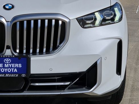 Used 2025 BMW X5 xDrive40i AWD/4WD image 4