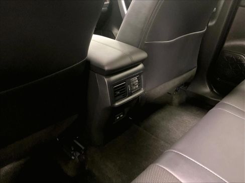 Used 2024 Toyota RAV4 Limited image 28