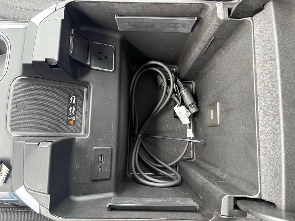 Used 2025 Chevrolet Silverado 1500 RST w/ LPO, Dark Essentials Package RWD image 37