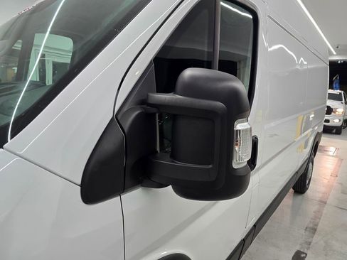 Used 2025 RAM ProMaster 2500 w/ Convenience Group image 10
