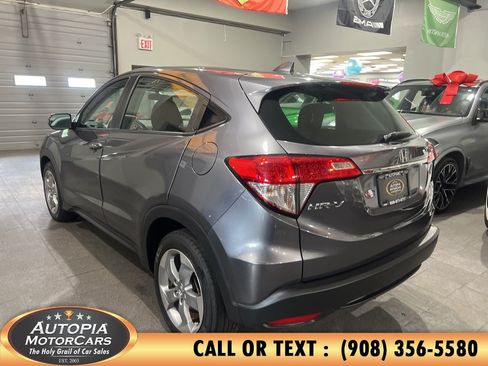 Used 2020 Honda HR-V LX image 3