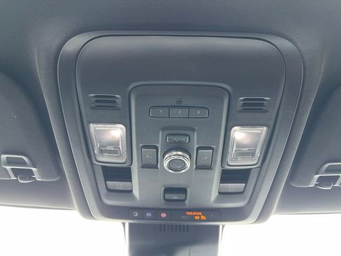 Used 2024 Chevrolet Suburban Z71 w/ Z71 Off-Road Package image 30