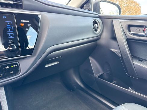 Used 2017 Toyota Corolla LE w/ Carpet Mat Package (TMS) image 26
