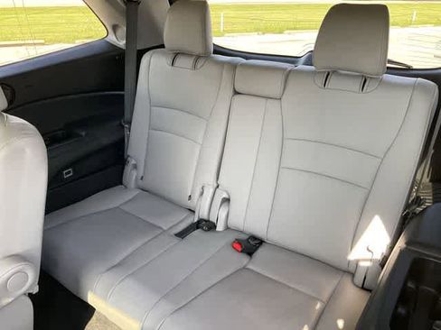 Used 2018 Honda Pilot Elite image 16