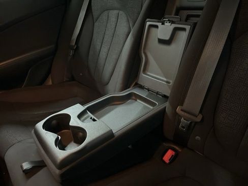 Used 2015 Chrysler 200 Limited w/ Convenience Group image 20