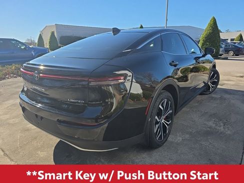 Used 2024 Toyota Crown Limited image 8