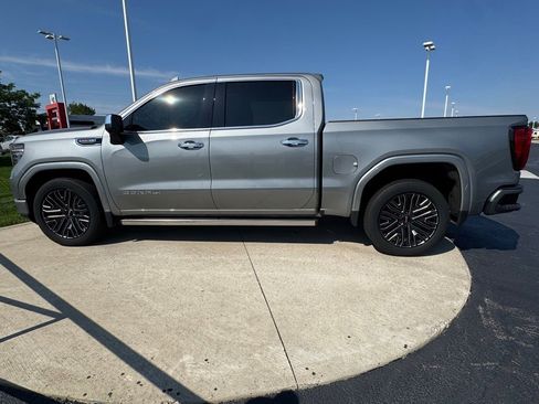 Used 2023 GMC Sierra 1500 Denali w/ Denali Reserve Package AWD/4WD image 4