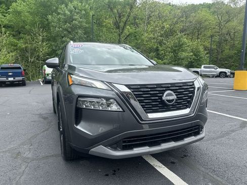 Used 2023 Nissan Rogue SV w/ SV Premium B Package AWD/4WD image 11