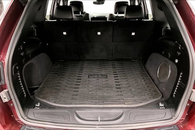 Used 2020 Jeep Grand Cherokee Altitude AWD/4WD image 41