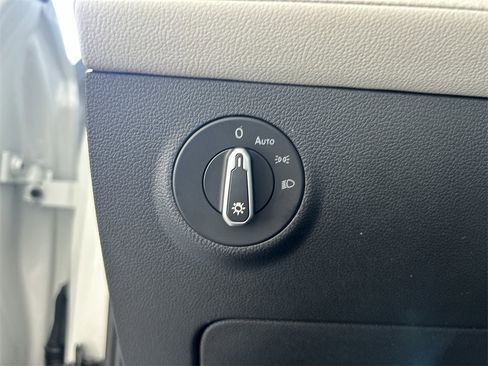 New 2026 Volkswagen Taos S image 17