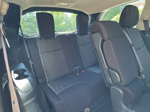 Used 2020 Nissan Pathfinder SV AWD/4WD image 26