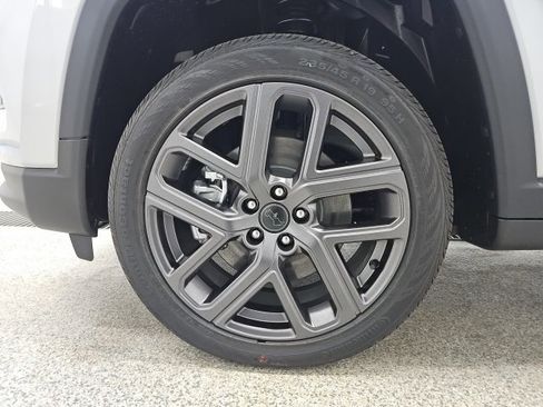 New 2026 Jeep Compass Limited image 9