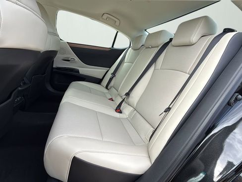 New 2025 Lexus ES 350 350 image 10