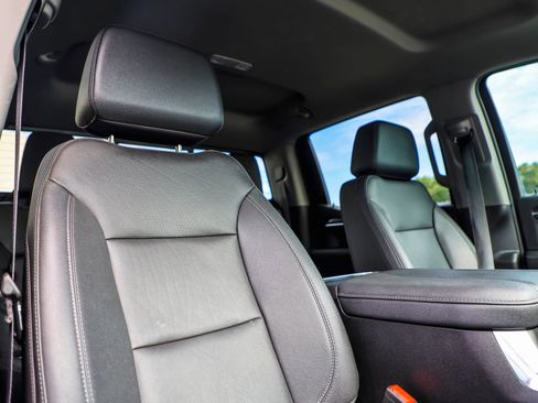 Used 2023 Chevrolet Silverado 1500 LTZ AWD/4WD image 14