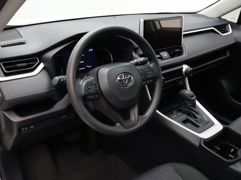 Certified 2025 Toyota RAV4 XLE image 15