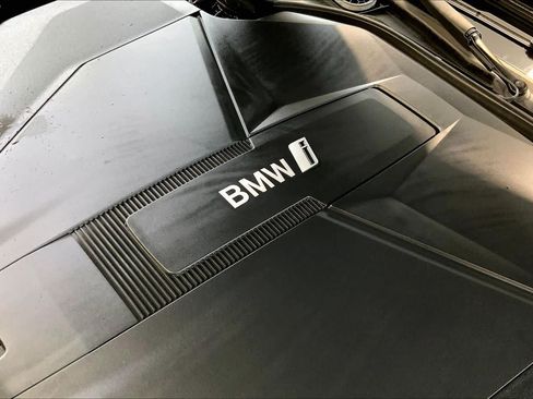 Used 2024 BMW i7 xDrive60 w/ Executive Package AWD/4WD image 31