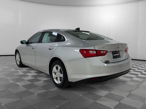 Used 2022 Chevrolet Malibu LS w/ Driver Confidence Package II FWD image 3