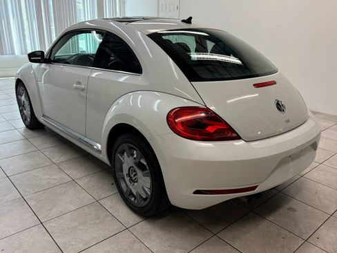 Used 2014 Volkswagen Beetle TDI image 7