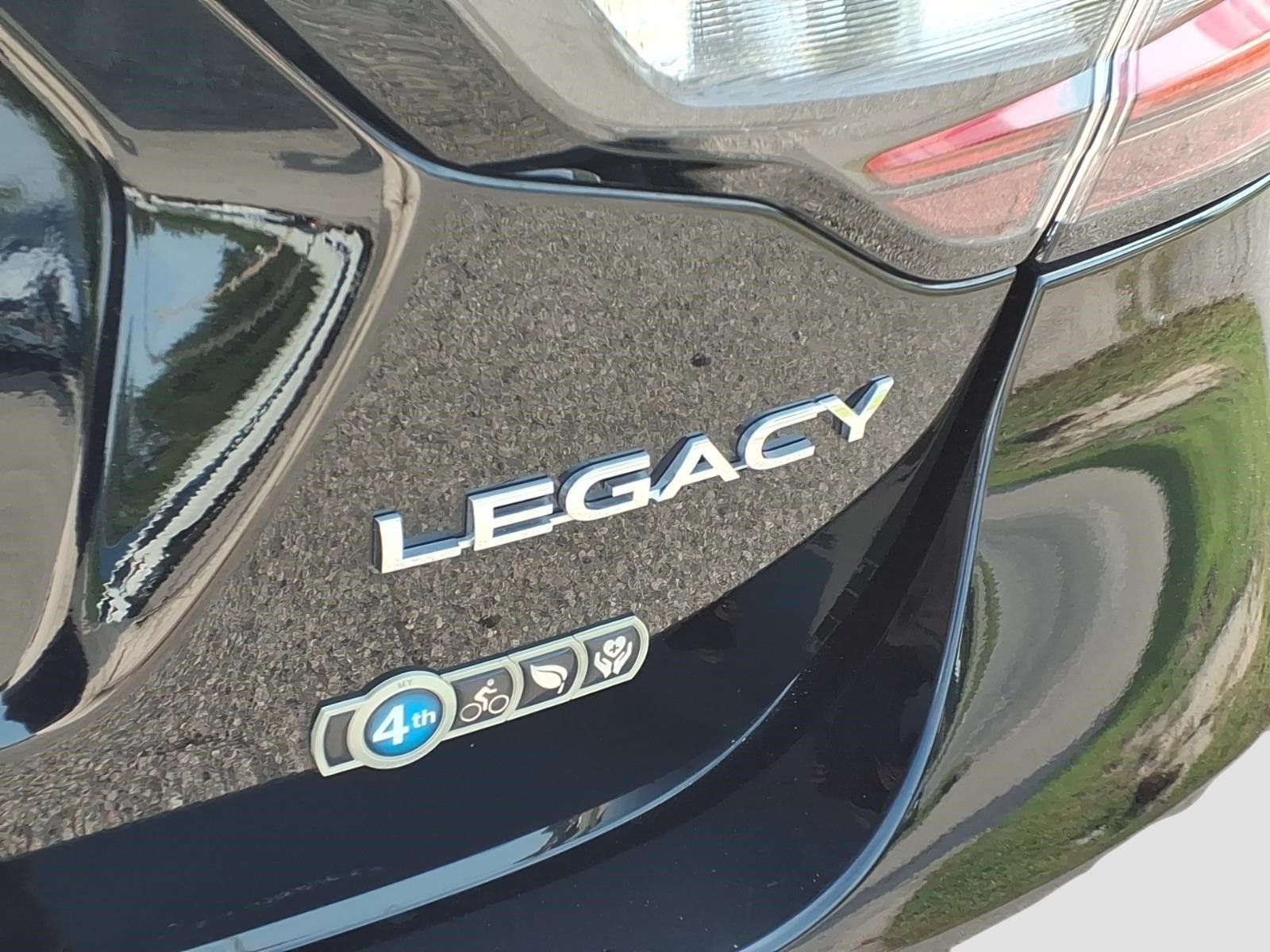 Used 2023 Subaru Legacy Limited AWD/4WD image 5