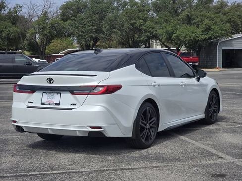 Used 2026 Toyota Camry XSE w/ Premium Plus Package FWD image 4