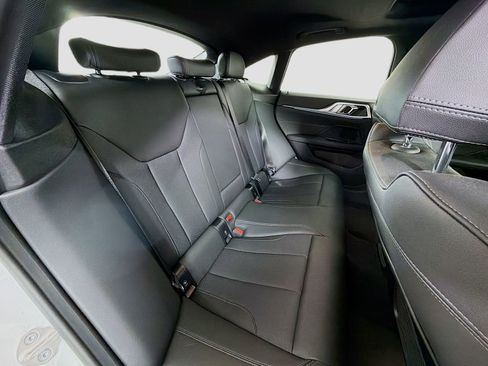 Used 2024 BMW i4 xDrive40i image 29