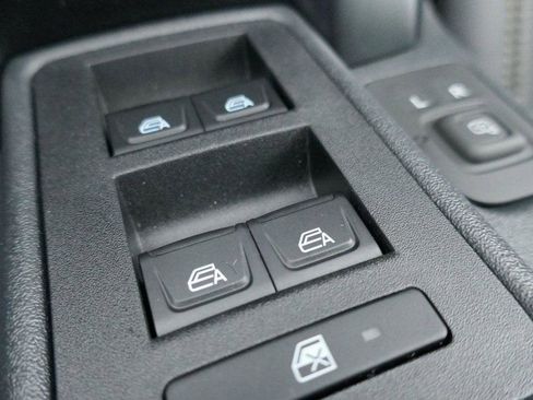 New 2025 Ford Bronco Badlands image 18