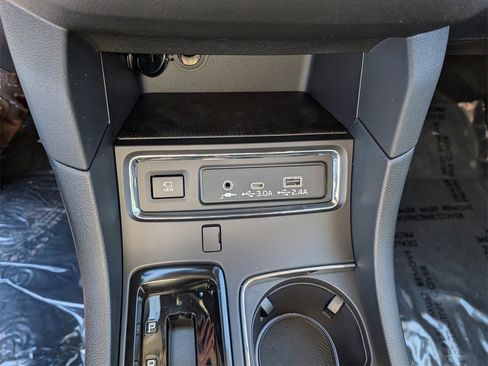 New 2026 Subaru Ascent Limited Bronze image 18