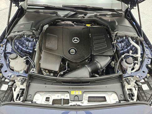 Used 2024 Mercedes-Benz C 300 Sedan image 17
