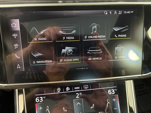 Certified 2025 Audi Q7 3.0T Premium Plus AWD/4WD image 24