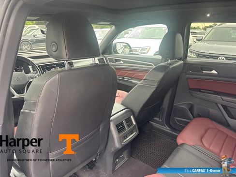 Used 2020 Volkswagen Atlas Cross Sport SEL Premium AWD/4WD image 11