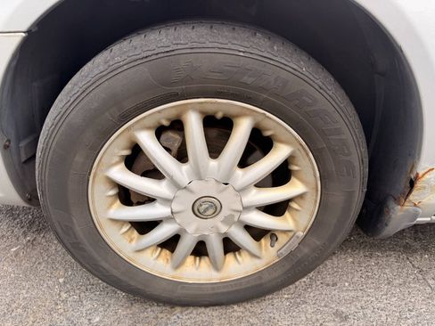 Used 2003 Chrysler Sebring LX FWD image 11