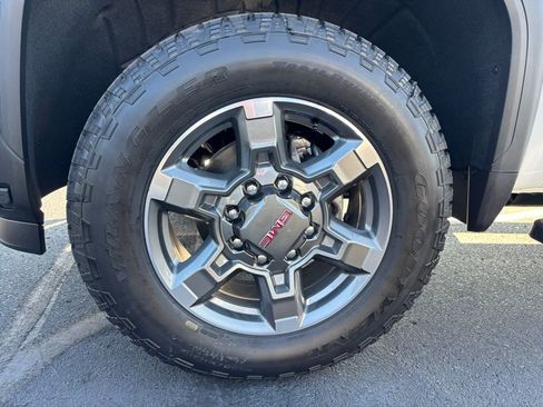 New 2026 GMC Sierra 3500 SLT w/ SLT Premium Package image 29