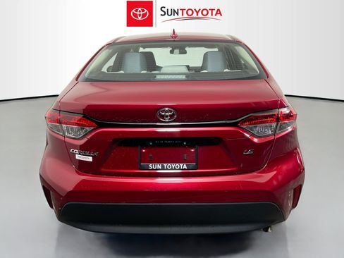 Used 2026 Toyota Corolla LE FWD image 5