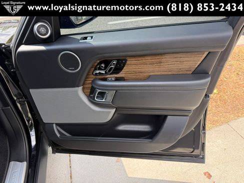 Used 2018 Land Rover Range Rover Supercharged image 40